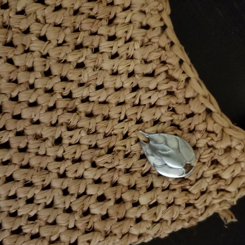 Kaminski "flat" straw purse